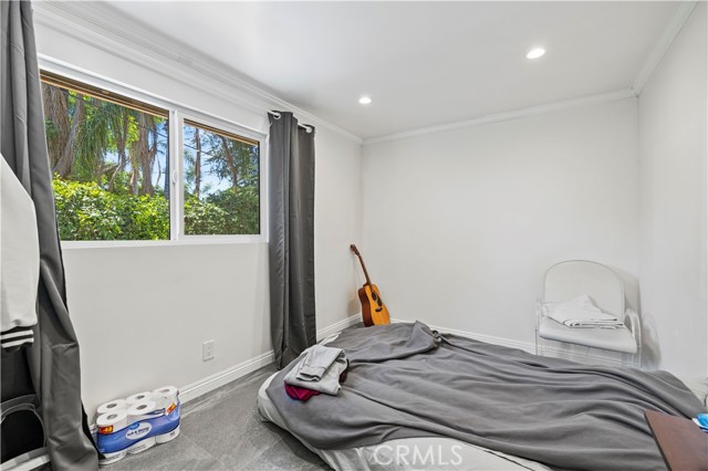 Detail Gallery Image 18 of 47 For 11329 Mclennan Ave, Granada Hills,  CA 91344 - 7 Beds | 2 Baths
