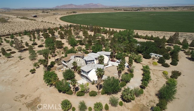 Detail Gallery Image 60 of 67 For 45985 Cottonwood Rd, Newberry Springs,  CA 92365 - 4 Beds | 5/1 Baths