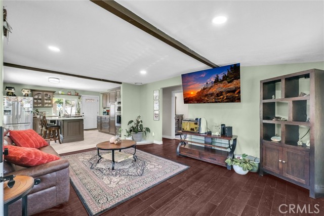 2513 W Occidental Street, Santa Ana CA: https://media.crmls.org/medias/7fb8ddee-2d7c-4340-a465-11189a92aab0.jpg