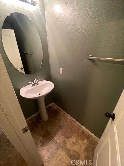 31925 Red Pine Way, Temecula CA: https://media.crmls.org/medias/7fba23e4-c2f2-4d83-bf5c-274983b74174.jpg