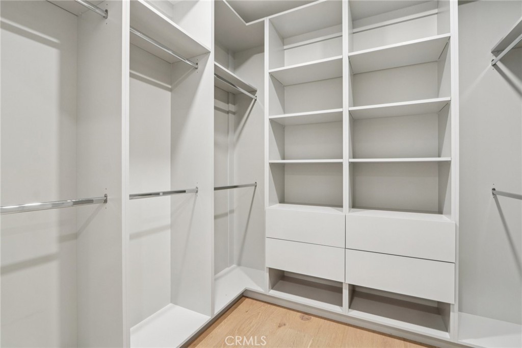 MLS #OC25259730 image #14