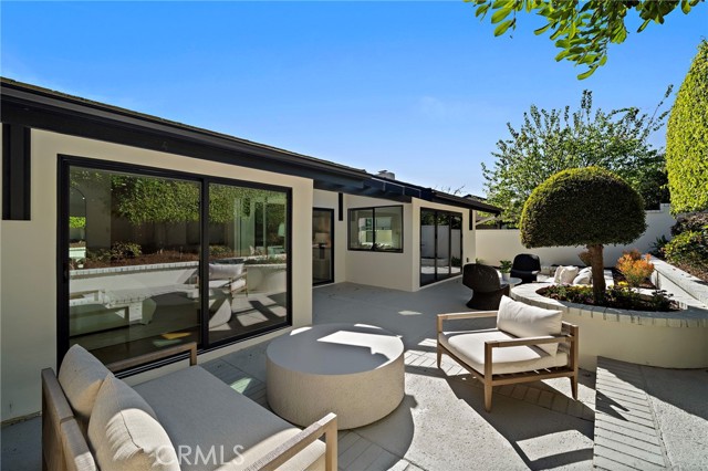 Detail Gallery Image 26 of 40 For 37 Beachcomber, Corona Del Mar,  CA 92625 - 3 Beds | 3 Baths