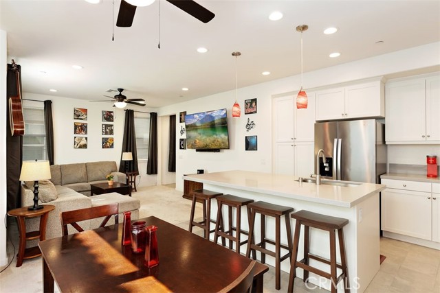 Detail Gallery Image 2 of 33 For 9475 Retreat Pl, Rancho Cucamonga,  CA 91730 - 4 Beds | 3 Baths