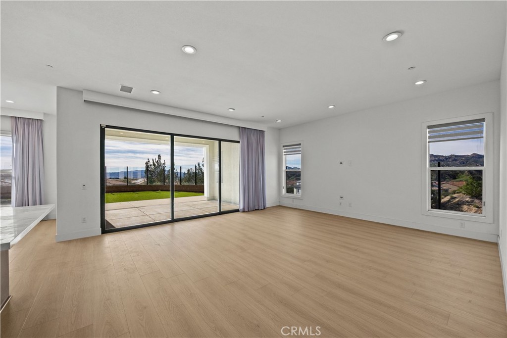 MLS #OC26121770 image #12