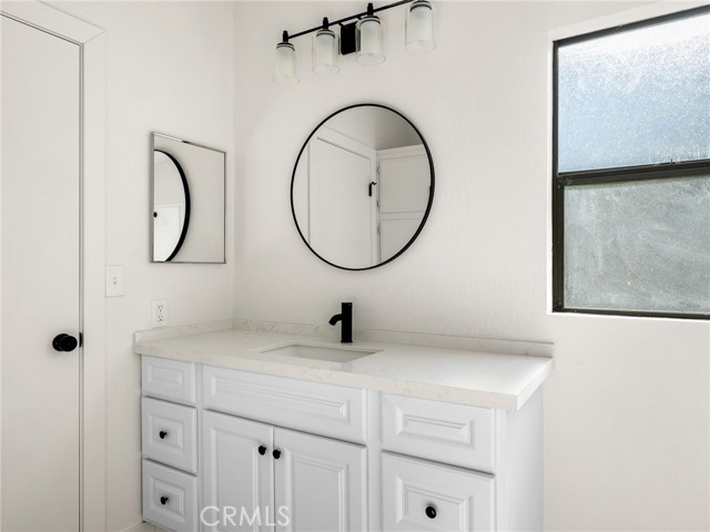 Detail Gallery Image 13 of 38 For 633 Cholla, Pinon Hills,  CA 92372 - 3 Beds | 2 Baths