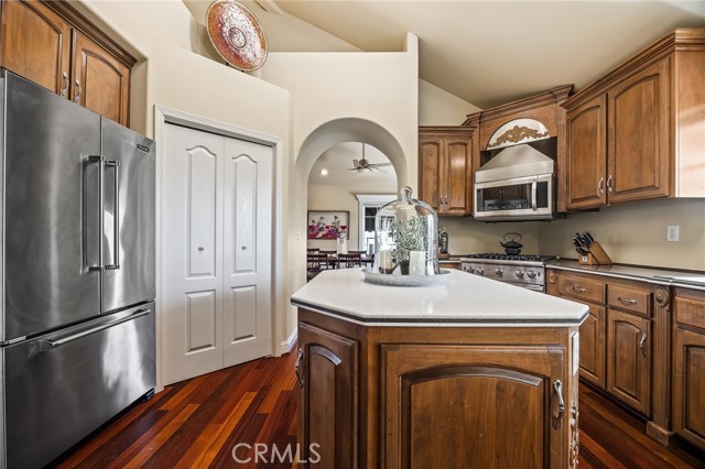 Detail Gallery Image 13 of 46 For 35356 Bonadelle, Madera,  CA 93636 - 4 Beds | 3 Baths