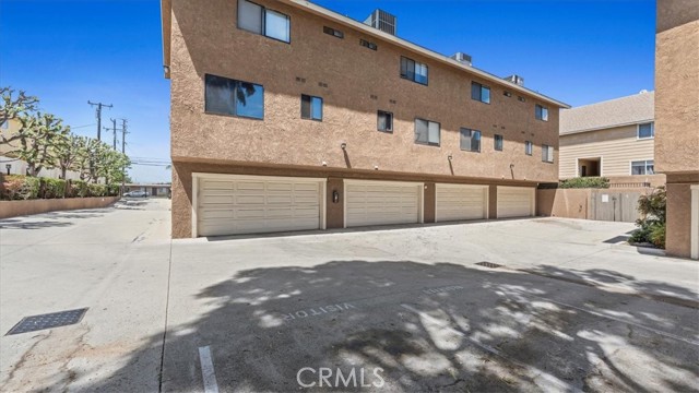 Detail Gallery Image 32 of 33 For 16414 Cornuta Ave #11,  Bellflower,  CA 90706 - 2 Beds | 2/1 Baths
