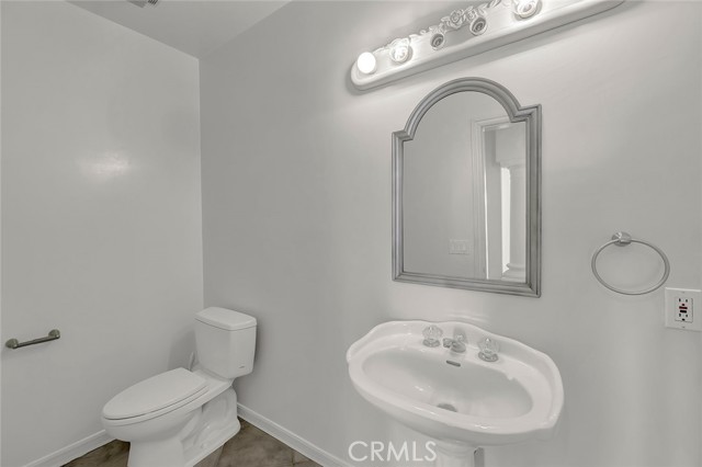 6041 Calle Mirador, Yorba Linda CA: https://media.crmls.org/medias/7fbe534b-c658-4f34-acae-98a485062c23.jpg