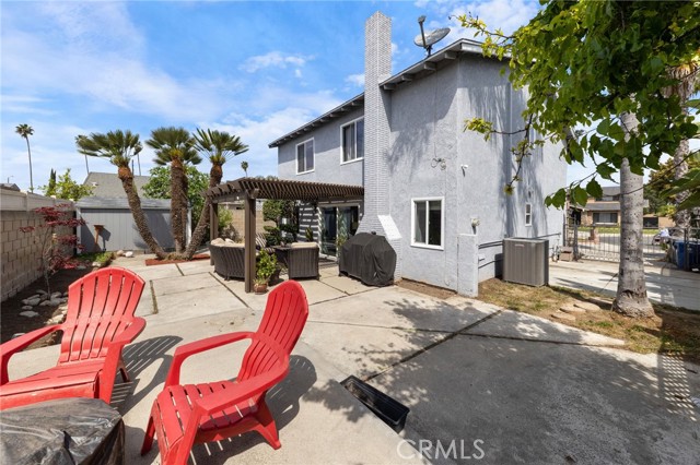 Detail Gallery Image 7 of 40 For 2102 Tern Bay Ln, Lakewood,  CA 90712 - 5 Beds | 2/1 Baths