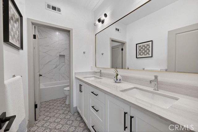 Detail Gallery Image 47 of 63 For 15540 Colorado Ave, Paramount,  CA 90723 - 6 Beds | 4 Baths