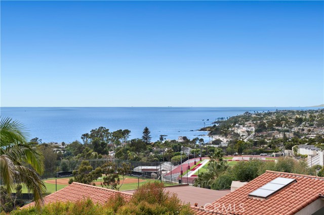 844 Temple Hills Drive, Laguna Beach CA: https://media.crmls.org/medias/7fbf82d5-7a4e-45c6-b1a6-ba57fae84035.jpg