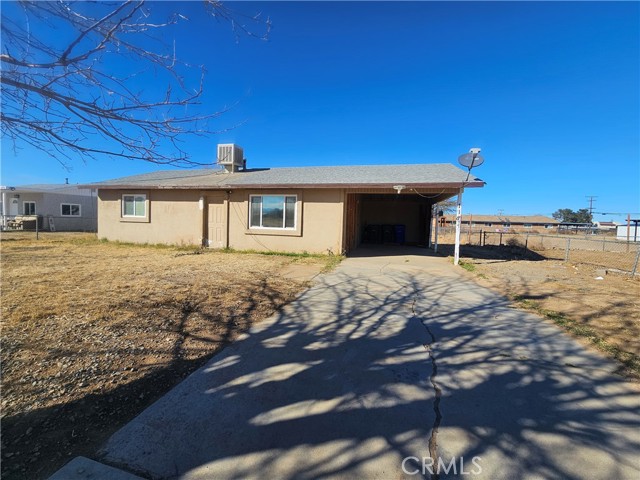 11874 Yates Avenue, Adelanto, California 92301, 2 Bedrooms Bedrooms, ,1 BathroomBathrooms,Single Family Residence,For Sale,Yates,HD25039081