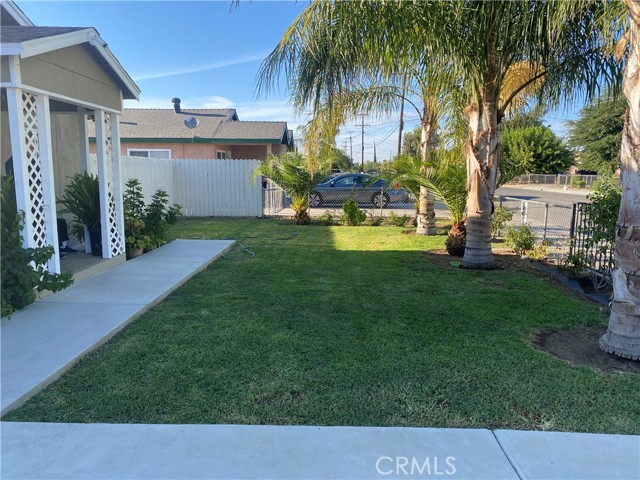 2113 Princeton Street, Delano CA: https://media.crmls.org/medias/7fc01956-39c9-4626-b7ea-43eb96d4625d.jpg