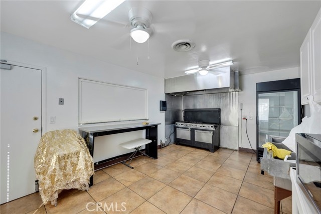 Image 11 of 20 For 13490 Magnolia Avenue
