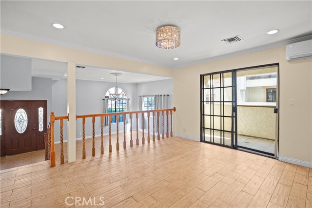 215 N Maple Avenue, Montebello CA: https://media.crmls.org/medias/7fc128e8-1f13-4ba3-84d8-1d5c1e533e9b.jpg