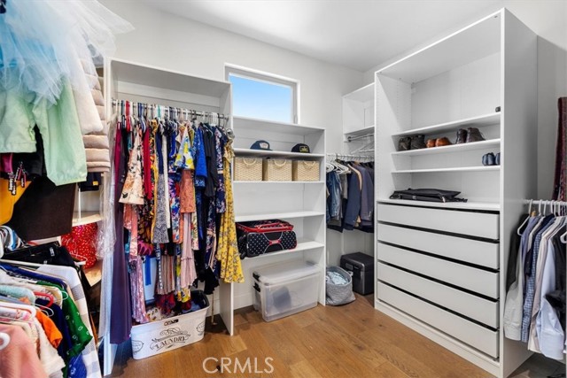 Walk-in closet