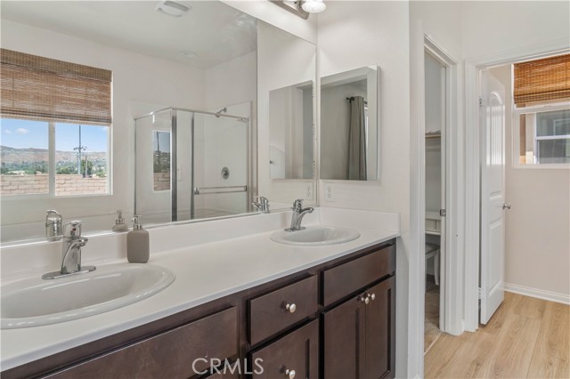 Detail Gallery Image 26 of 48 For 26854 Albion Way, Canyon Country,  CA 91351 - 3 Beds | 2/1 Baths