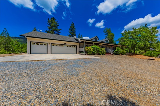 53235 Finegold Creek Court, North Fork CA: https://media.crmls.org/medias/7fc33068-9a35-4204-af94-2bec40560161.jpg