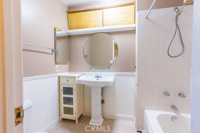 Detail Gallery Image 28 of 66 For 23132 Posada, Valencia,  CA 91354 - 5 Beds | 3 Baths