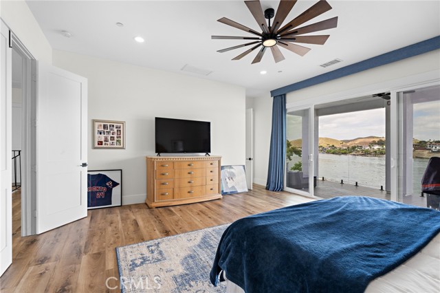 22400 Whirlaway Court, Canyon Lake CA: https://media.crmls.org/medias/7fc38049-097d-4652-8178-9f5d02fffb87.jpg