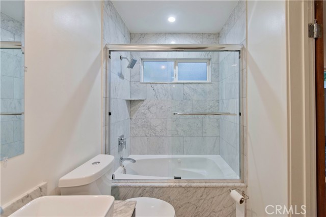 Detail Gallery Image 19 of 37 For 12413 Westminster Ave, Los Angeles,  CA 90066 - – Beds | – Baths