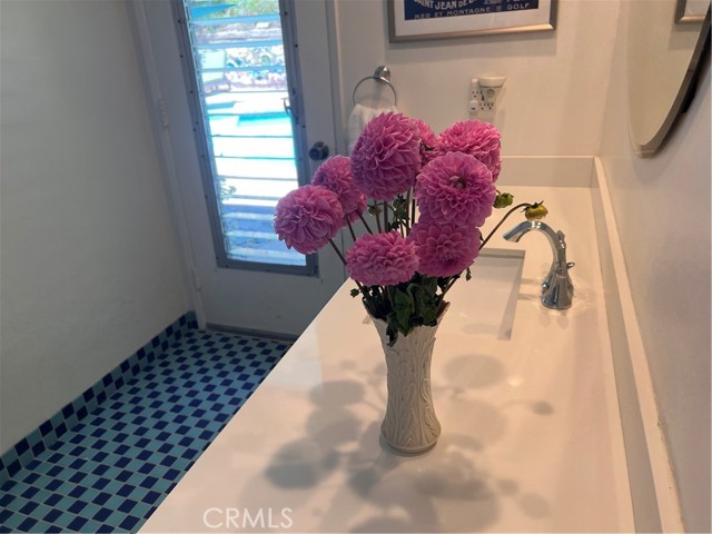 24101 Philiprimm Street, Woodland Hills CA: https://media.crmls.org/medias/7fc43816-06c5-4b1b-b71d-4cae9dacbf17.jpg
