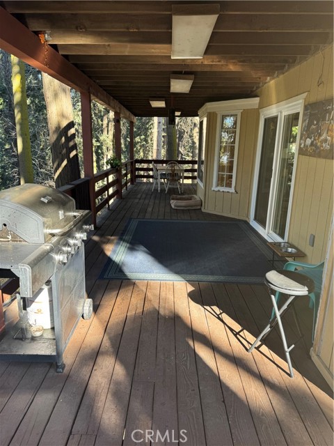 Detail Gallery Image 7 of 25 For 21564 Jobs Peak, Cedarpines Park,  CA 92322 - 3 Beds | 2/1 Baths