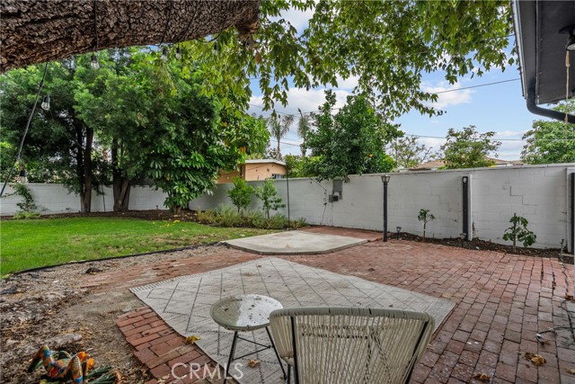 13817 Bromwich Street, Arleta CA: https://media.crmls.org/medias/7fc568a7-6763-4259-9271-66eb481cb3c4.jpg