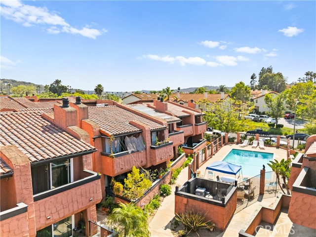 32078 Del Cielo Oeste, Bonsall CA: https://media.crmls.org/medias/7fc59740-6eba-43cf-bd16-b9f4c9af7f9a.jpg
