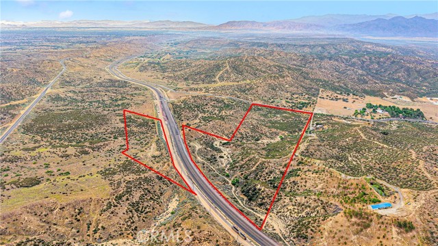 Detail Gallery Image 5 of 19 For 4550 Summit Valley Rd, Hesperia,  CA 92345 - – Beds | – Baths