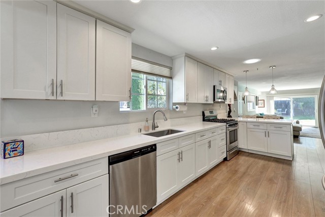 Detail Gallery Image 11 of 61 For 1626 E 6th, Long Beach,  CA 90802 - 3 Beds | 2 Baths