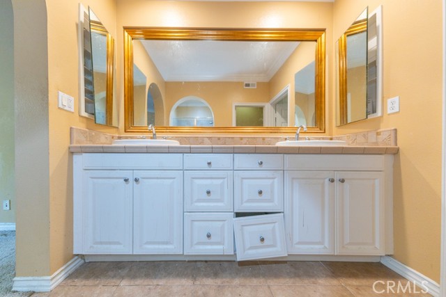 Detail Gallery Image 30 of 57 For 34 Tuscany, Ladera Ranch,  CA 92694 - 3 Beds | 3/1 Baths