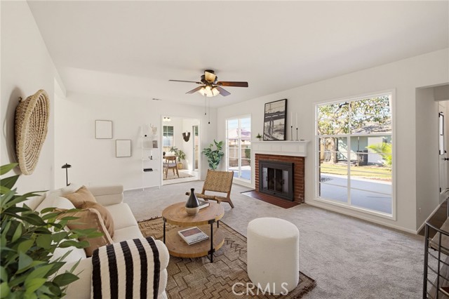 4219 Artesia photo 5