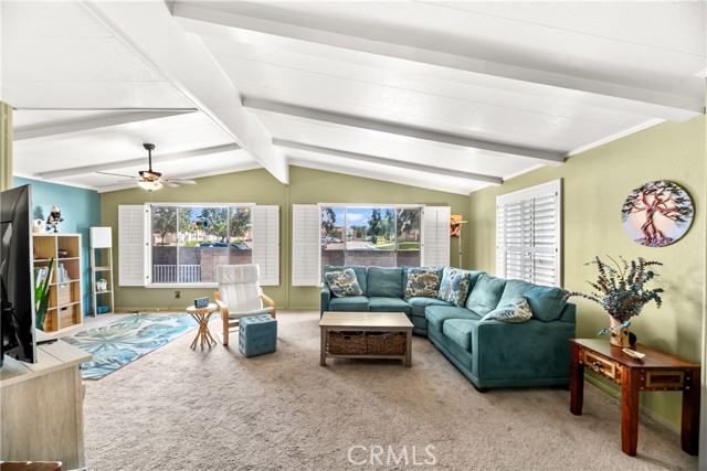 1735 Mango Way, Hemet CA: https://media.crmls.org/medias/7fc686e7-537a-40e0-9c43-b1a6b2a9fed2.jpg