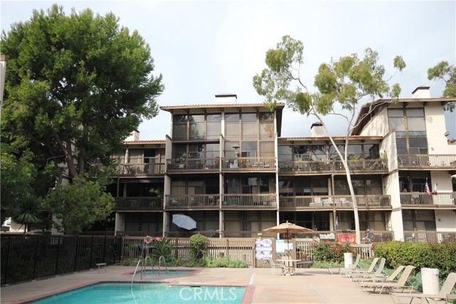 Front Image Thumbnail for CRPW26086037