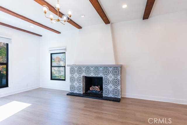 Detail Gallery Image 5 of 43 For 128 S Harper, Los Angeles,  CA 90048 - 3 Beds | 2 Baths