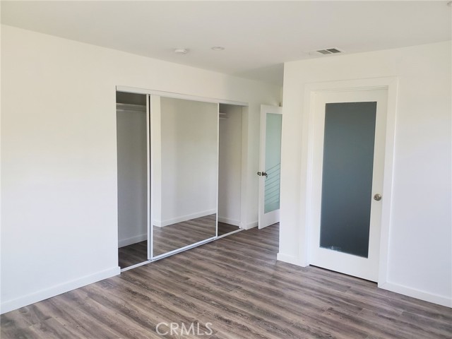 Detail Gallery Image 13 of 31 For 23041 Erwin St, Woodland Hills,  CA 91367 - 4 Beds | 5 Baths