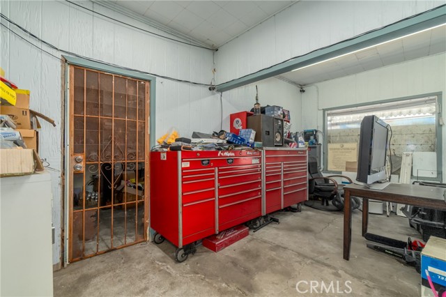 6000 E Highway 20, Lucerne CA: https://media.crmls.org/medias/7fc7c041-8cf1-4195-a847-41b6ae97624a.jpg