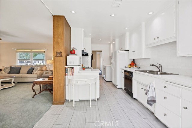 Detail Gallery Image 15 of 41 For 2924 Pecos, Riverside,  CA 92506 - 3 Beds | 2 Baths