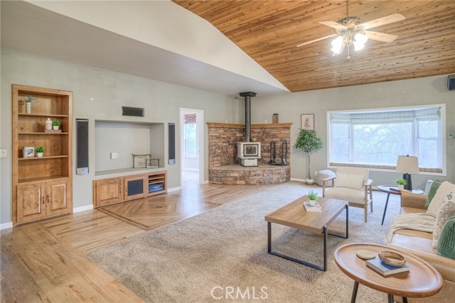 Detail Gallery Image 22 of 58 For 2950 Foothill Blvd, Oroville,  CA 95966 - 3 Beds | 3 Baths