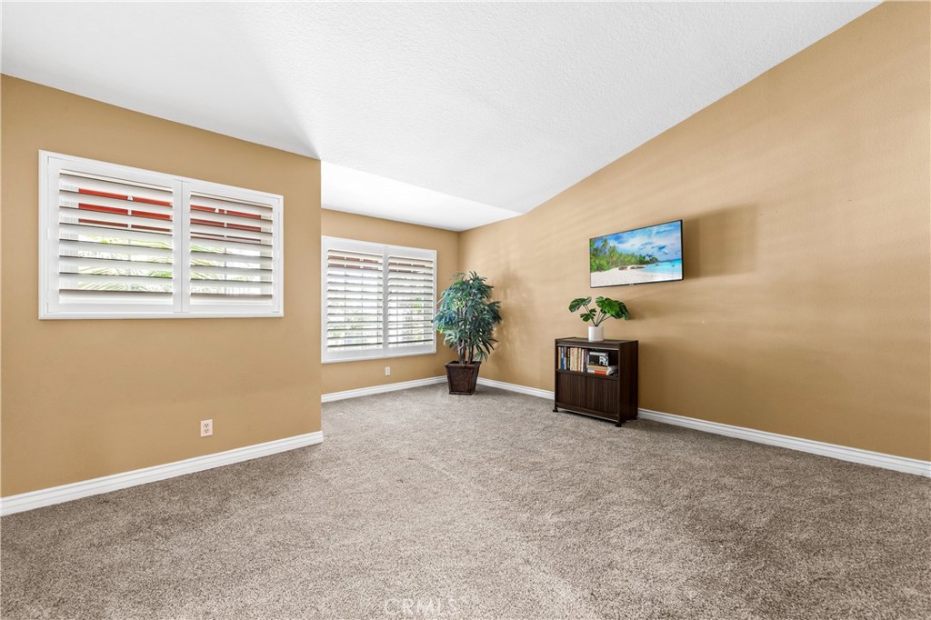 MLS #OC25270158 image #28