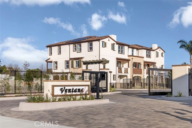 Detail Gallery Image 5 of 5 For 6644 via Vista, Pico Rivera,  CA 90660 - 3 Beds | 3/1 Baths