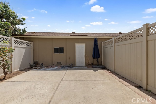 Detail Gallery Image 27 of 56 For 11879 Sungrove Cir, Garden Grove,  CA 92840 - 3 Beds | 2/1 Baths