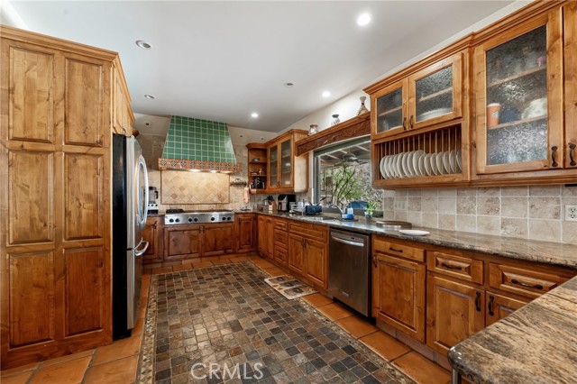 9075 Mesa Vista Street, Apple Valley CA: https://media.crmls.org/medias/7fc8baef-5831-4f3f-8df3-2586f3612df7.jpg