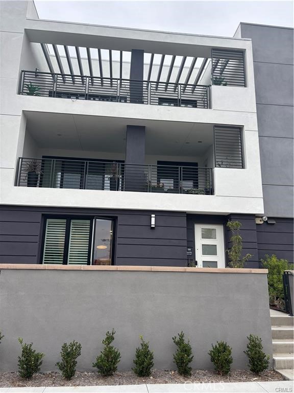 Front Image Thumbnail for CROC26006023