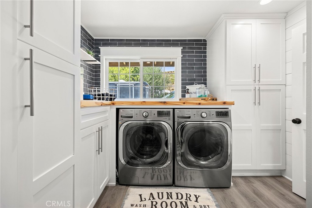 Oversized Laundry room with lots of storage