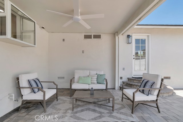 Detail Gallery Image 18 of 19 For 22529 Clarendon, Woodland Hills,  CA 91367 - 3 Beds | 2 Baths