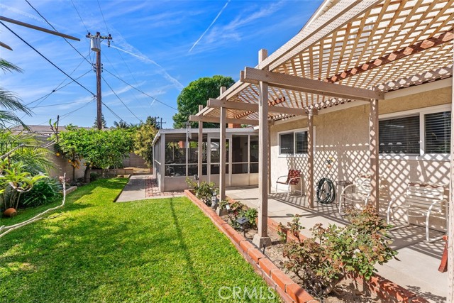 Image 30 of 33 For 4282 Crystal