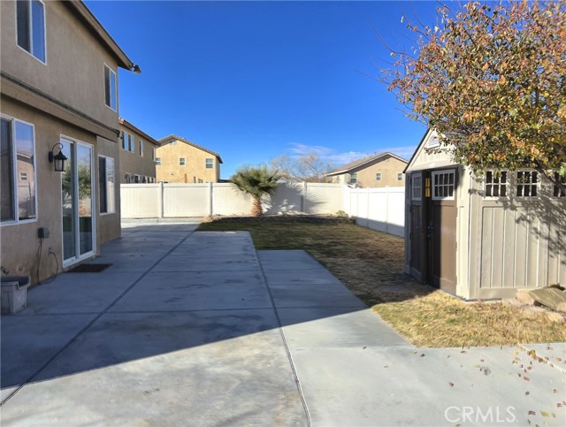 Detail Gallery Image 18 of 21 For 12324 Fabrica St, Victorville,  CA 92392 - 5 Beds | 3 Baths