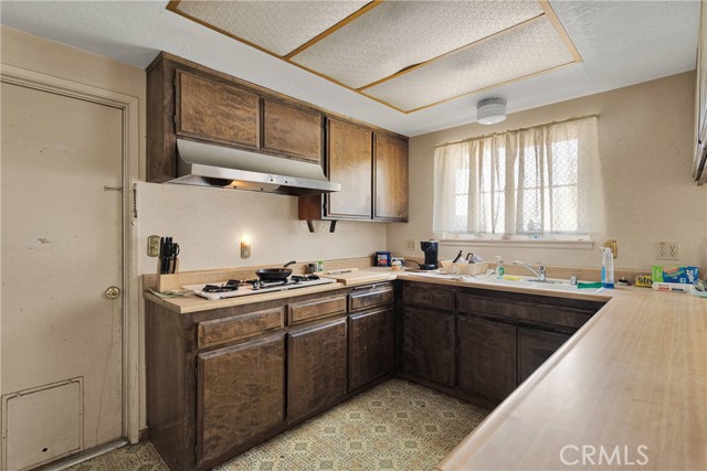 Detail Gallery Image 7 of 34 For 14122 Pawnee Rd, Apple Valley,  CA 92307 - 3 Beds | 2 Baths